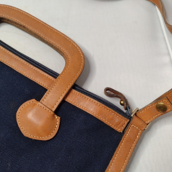 Bag - Picture 2 of 8